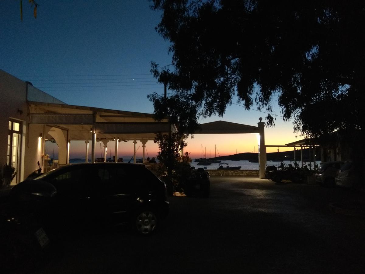 Camping Koula Parikia  Exterior photo